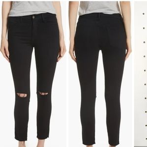 FRAME Le High Skinny in Noir Slits